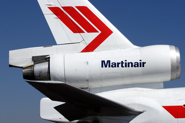 MARTINAIR MD11F RF IMG_1556.jpg