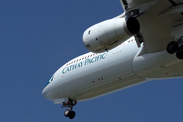 CATHAY PACIFIC AIRBUS A330 300 RF IMG_9403.jpg