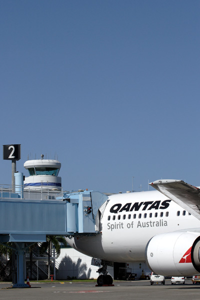 QANTAS AIRCRAFT CNS RF IMG_9356.jpg