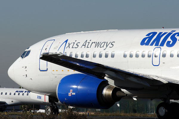 AXIS AIRWAYS BOEING 737 300 CDG RF IMG_2046.jpg