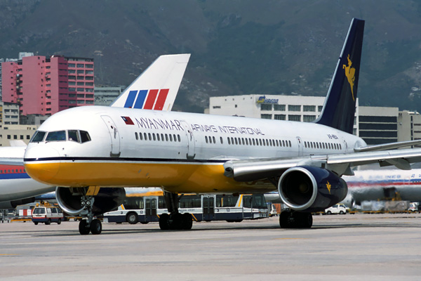 MYANMAR AIRWAYS INTERNATIONAL BOEING 757 HKG RF 769 20.jpg