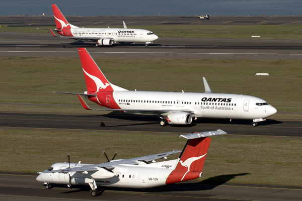 QANTAS AIRCRAFT SYD RF IMG_9666.jpg