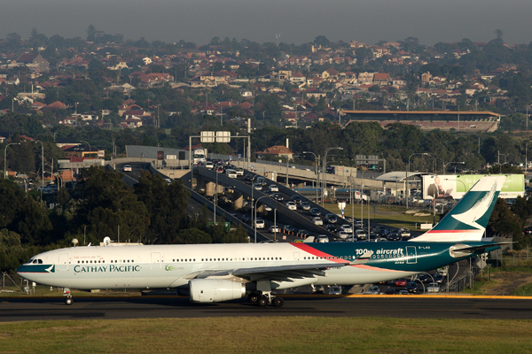 CATHAY PACIFIC AIRBUS A330 300 SYD RF IMG_9582.jpg