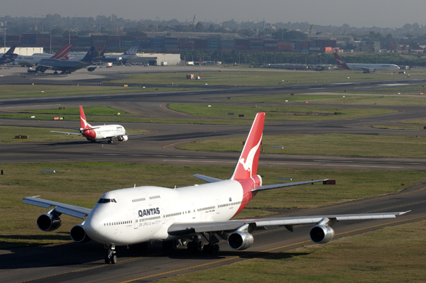 QANTAS BOEING 747 300 SYD RF IMG_9712.jpg