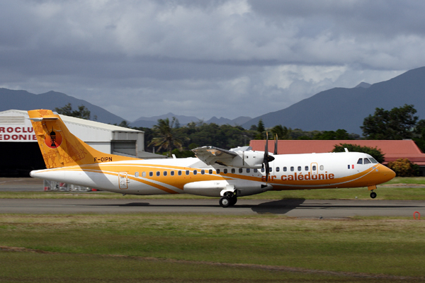 AIR CALEDONIE ATR72 GEA RF IMG_0160.jpg