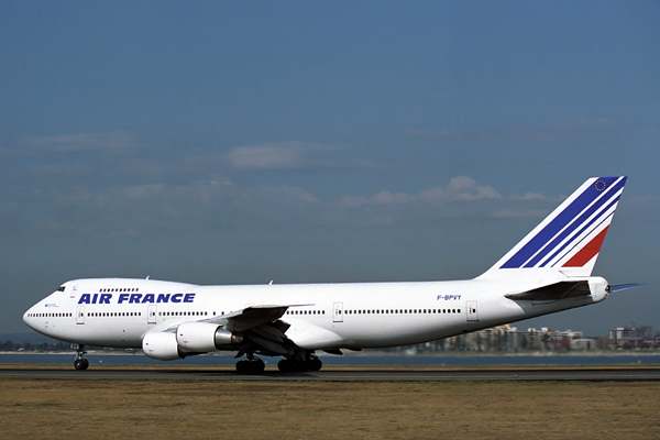 AIR FRANCE BOEING 747 200 SYD RF 473 33.jpg