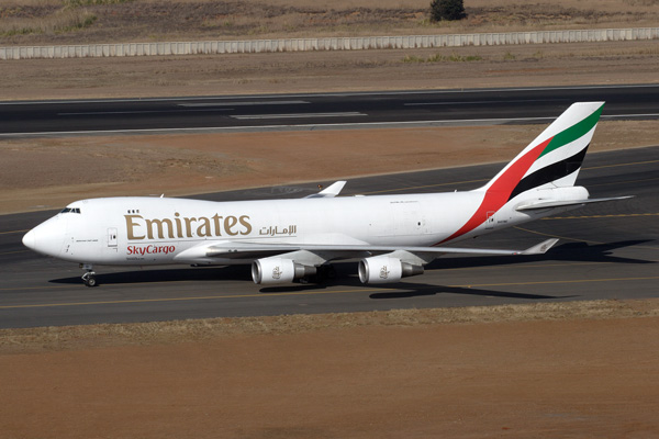 EMIRATES SKY CARGO BOEING 747 400F JNB RF IMG_0976.jpg