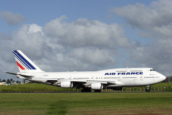 AIR FRANCE BOEING 747 400 MRU RF IMG_1119.jpg