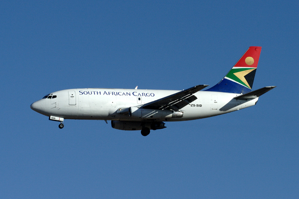 SOUTH AFRICAN CARGO BOEING 737 200F JNB RF IMG_1226.jpg