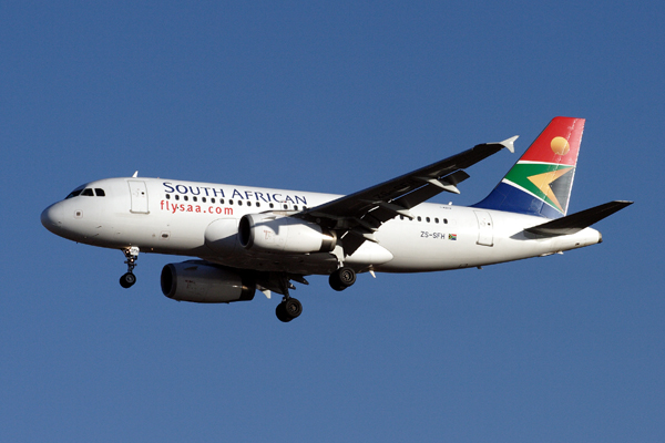 SOUTH AFRICAN AIRWAYS AIRBUS A319 JNB RF IMG_1184.jpg