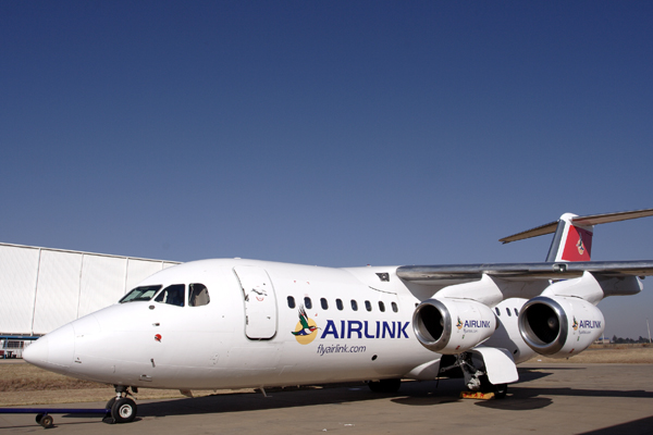 AIRLINK BAE 146 JNB RF IMG_0372.jpg