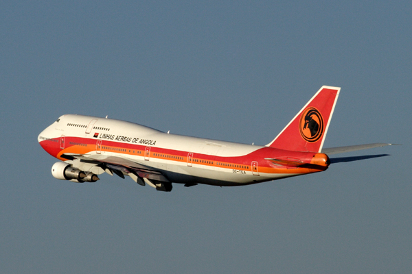 TAAG ANGOLA BOEING 747 300 JNB RF IMG_0629.jpg