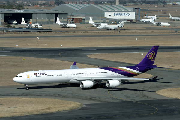 THAI AIRBUS A340 600 JNB RF IMG_0711.jpg