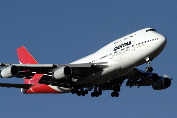 QANTAS BOEING 747 400 JNB RF IMG_1735.jpg