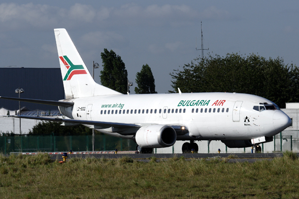 BULGARIA AIR BOEING 737 300 CDG RF IMG_2815.jpg