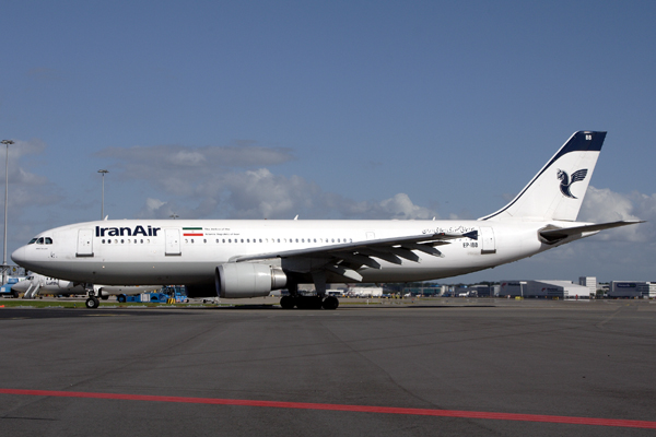 IRAN AIR AIRBUS A300 600R AMS RF IMG_2536.jpg