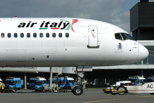 AIR ITALY BOEING 757 200 AMS RF IMG_2847.jpg