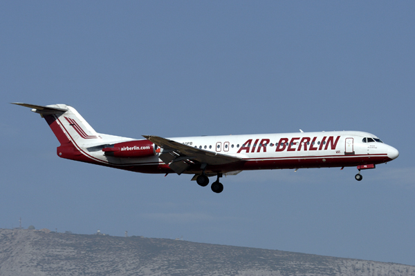 AIR BERLIN FOKKER 100 ATH RF IMG_3734.jpg