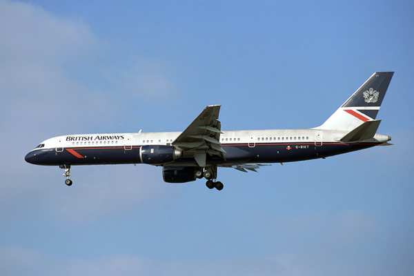 BRITISH AIRWAYS BOEING 757 200 LHR RF 1177 4.jpg