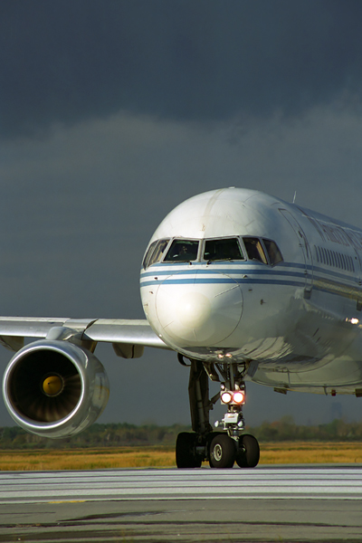 AMERICA WEST BOEING 757 200 JFK RF 1080 12.jpg