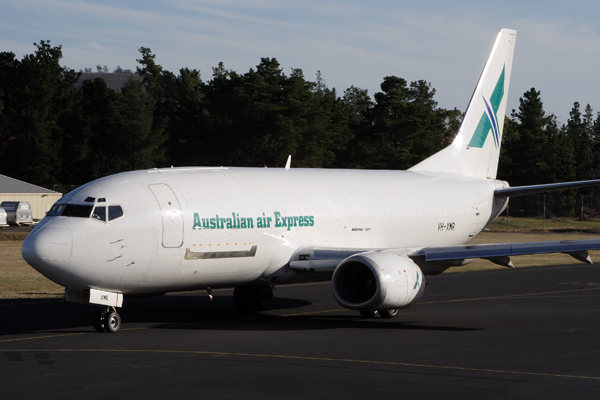 AUSTRALIAN AIR EXPRESS BOEING 737 300F HBA RF IMG_5324.jpg