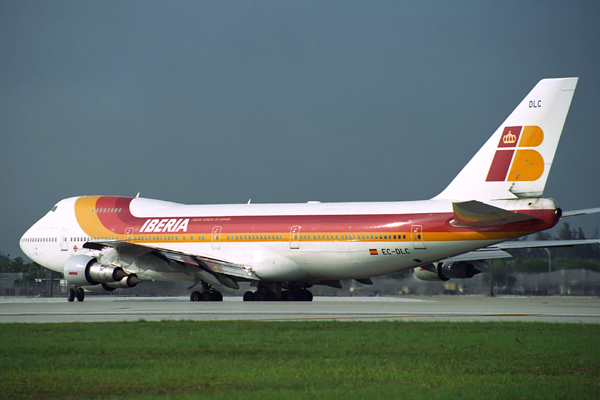 IBERIA BOEING 747 200M MIA RF 1388 5.jpg