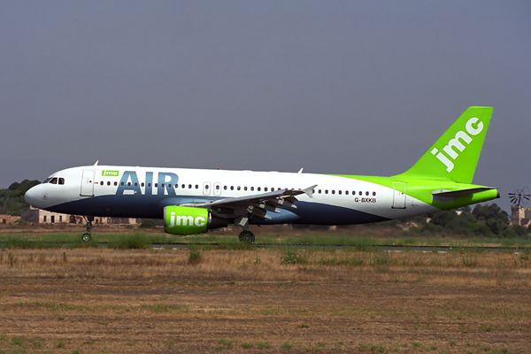 JMC AIR AIRBUS A320 PMI RF 1537 25.jpg