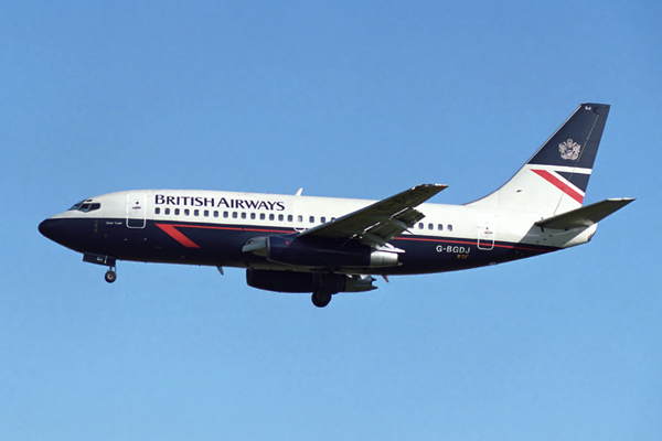 BRITISH AIRWAYS BOEING 737 200 LHR RF 458 33.jpg