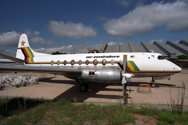 AIR ZIMBABWE VISCOUNT HRE RF 613 10.jpg