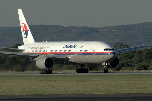 MALAYSIA BOEING 777 200 PER RF IMG_5975.jpg