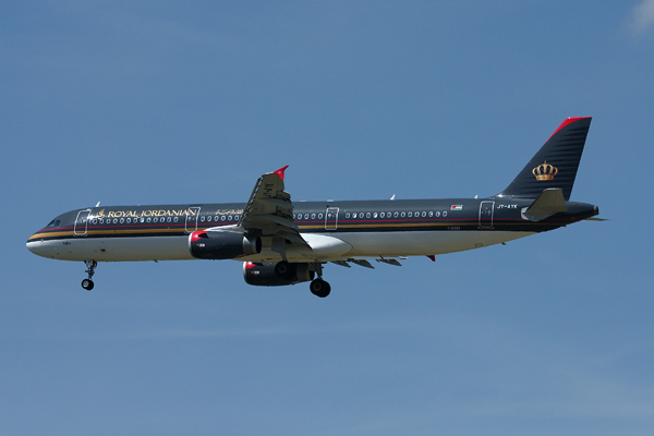 ROYAL JORDANIAN AIRBUS A321 CDG RF IMG_5985.jpg