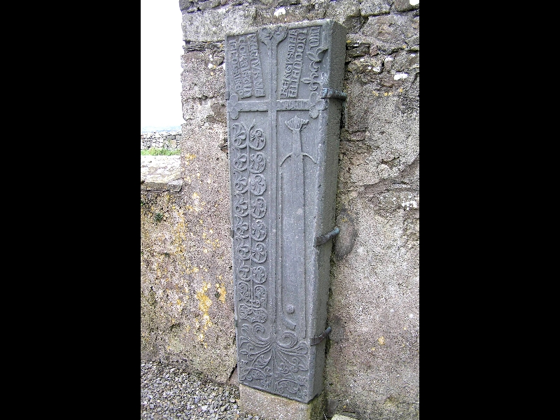 gravestone to Magnus Mac Orrist