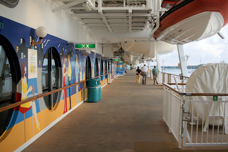 DSC03404 - Promenade Deck