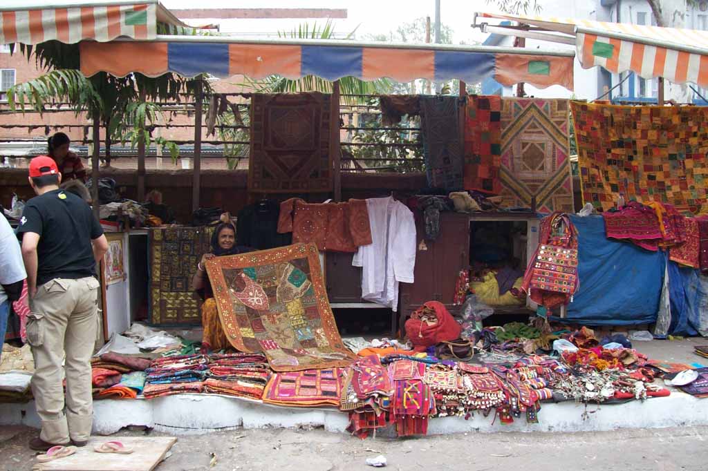 The street vendors (Cyn bought lots of shopping bags)