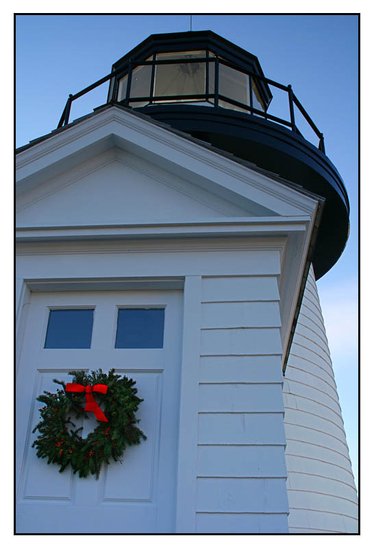 Deck the Light!