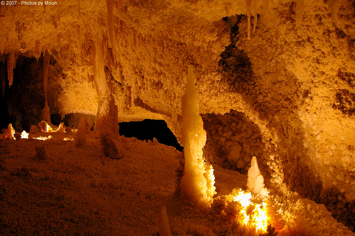 Caverns of Sonora 17536.jpg