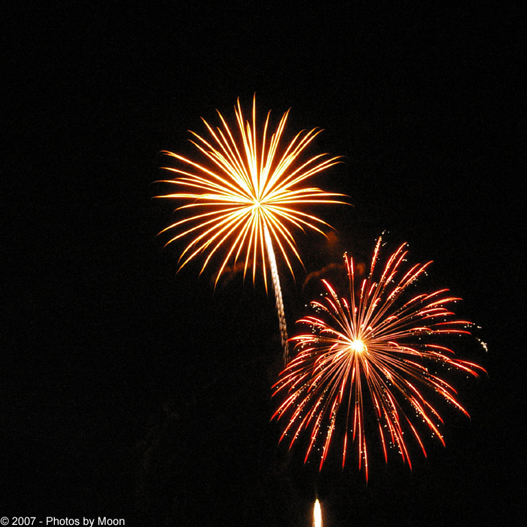 Bastrop Fireworks 07 17928.jpg