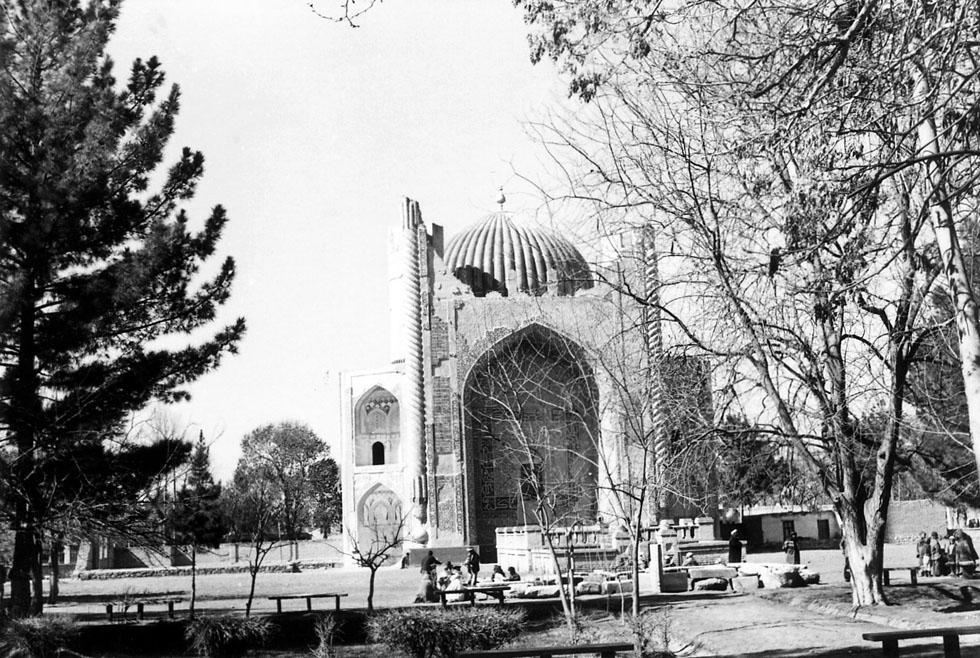 Shrine of Khvajeh Abu Nasr Parsa
