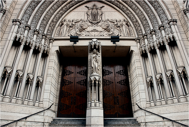 Basilica<br>by MFC