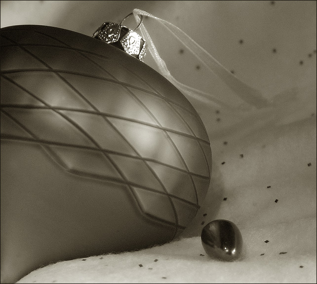A Little Lustre* <br>by mlynn