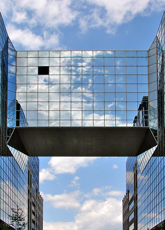 7th<br>Portal to the Sky