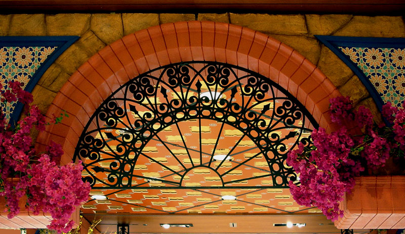 MacyArch.jpg<br> By Carol Gilbert
