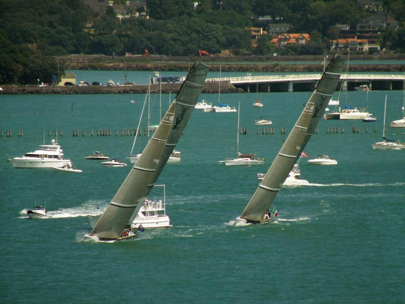 Round Robin 2 Day 2 - Team New Zealand Luna Rossa.jpg