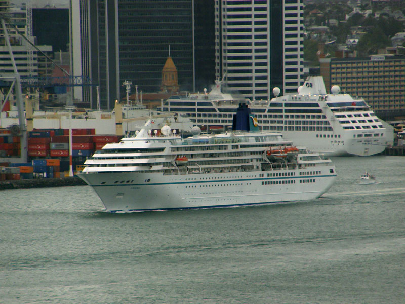 Amadea 8.jpg