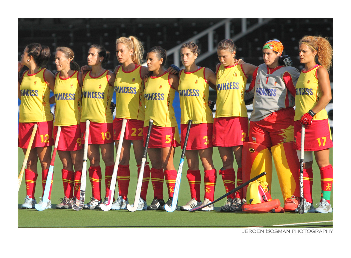 half of the womens hockey team from Spain