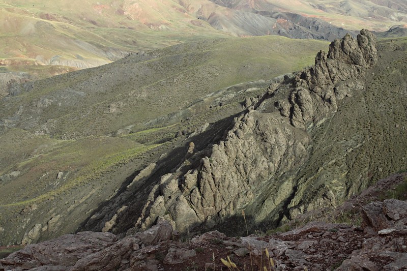 Mountains near Isak Pasha