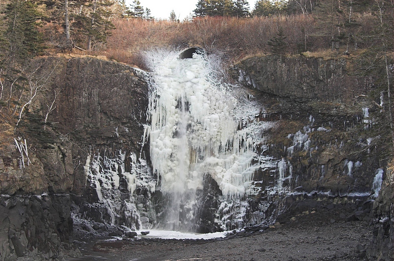Frozen Waterfall Baxters Harbor.jpg