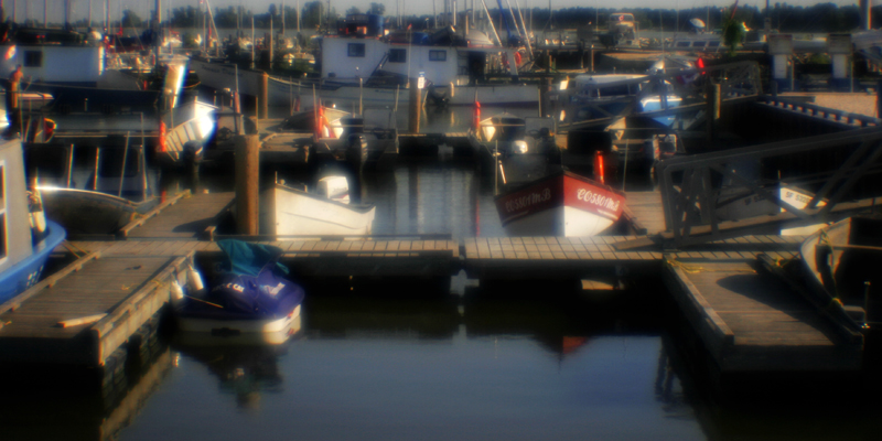 Gimli Harbour 5934.jpg