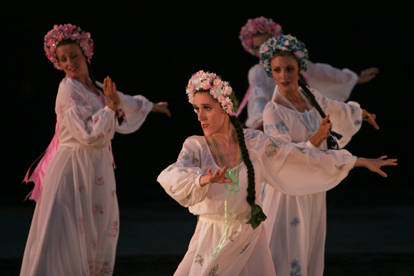 Patricia in Dance: Colour Gallery
