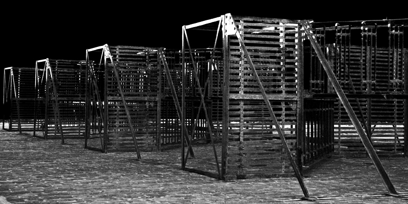 Walls and Stairs_4633.jpg